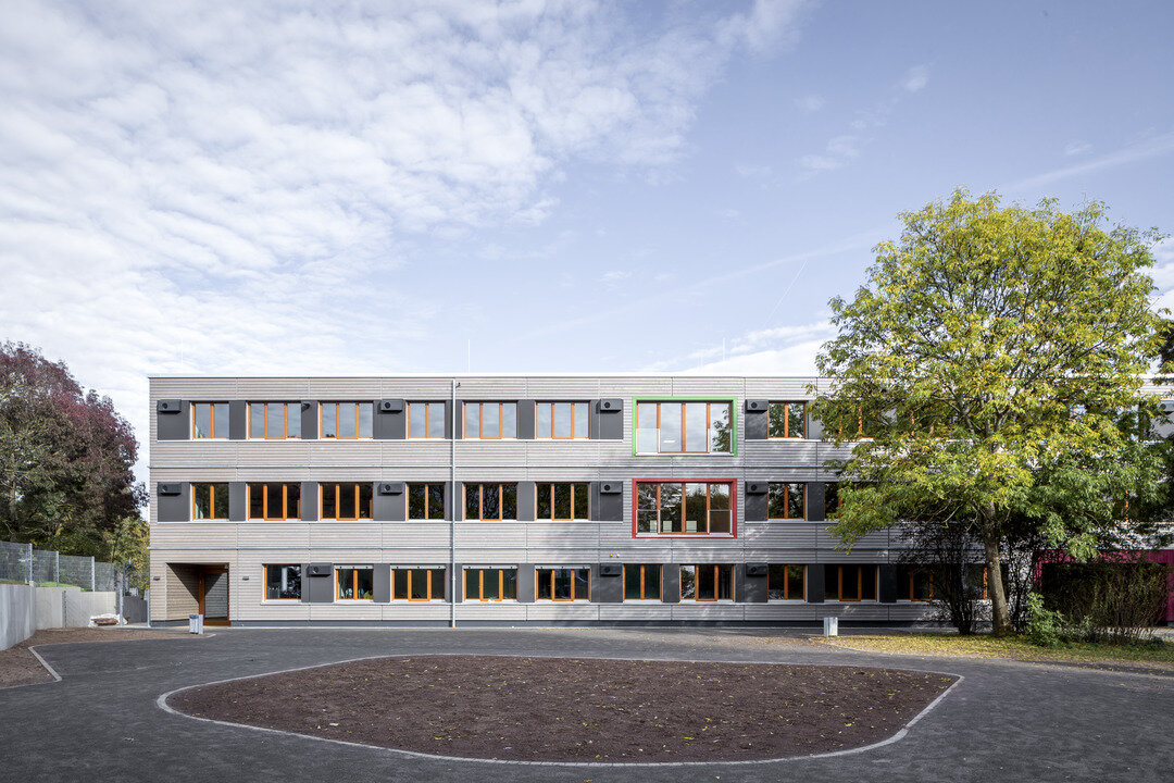 img_de_schule_niederrad_1